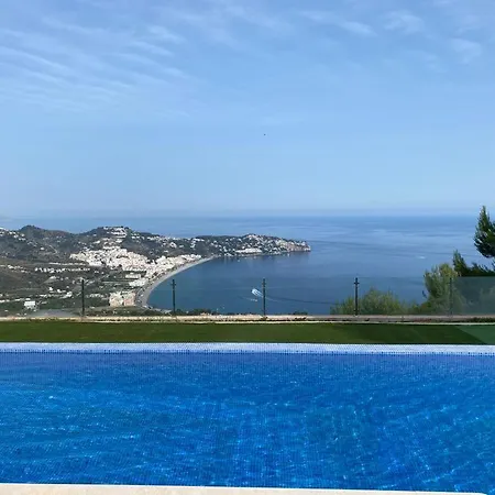Luxury With 360 Panoramic Views Heated Pool Villa