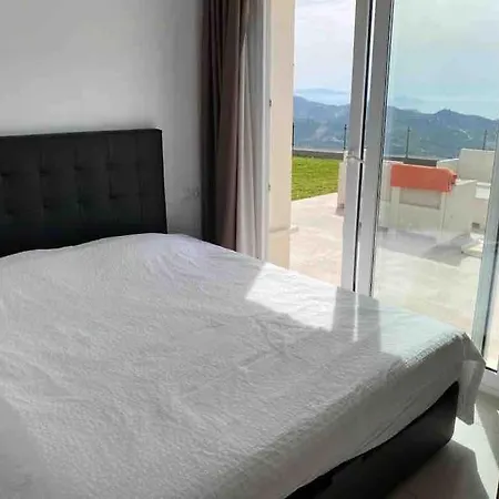 Luxury With 360 Panoramic Views Heated Pool Villa